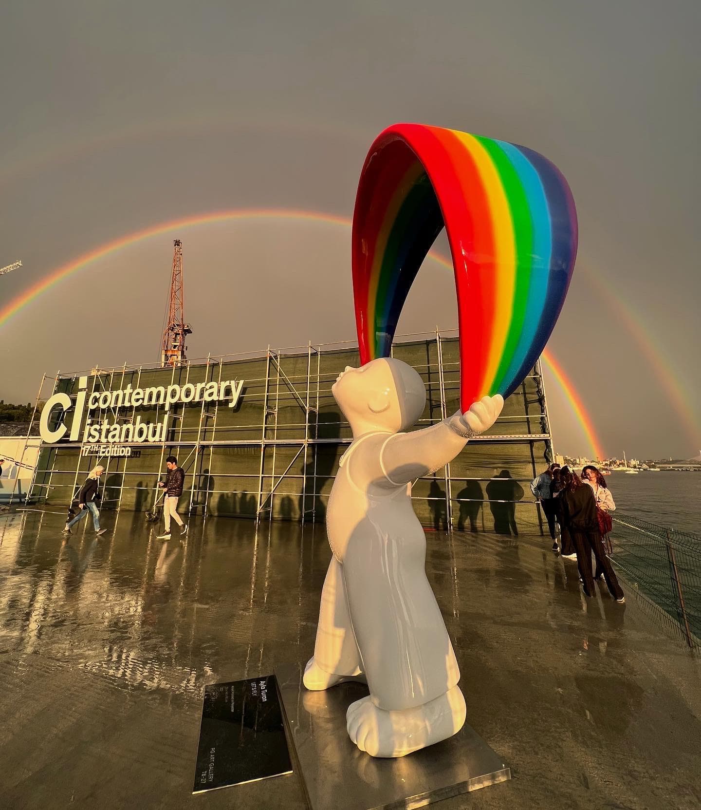 Ayla Turan'ın Bebekleri: Silikon, Seramik ve Tekinsiz Güzellik