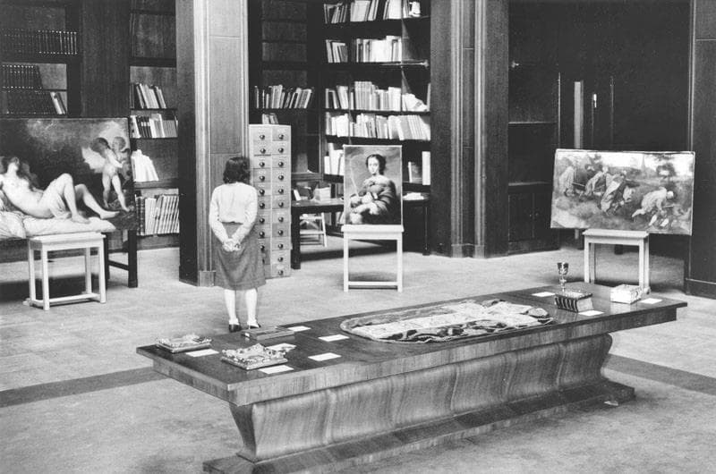 Merkezi Sanat Toplama Noktası, 1947 ilkbaharı