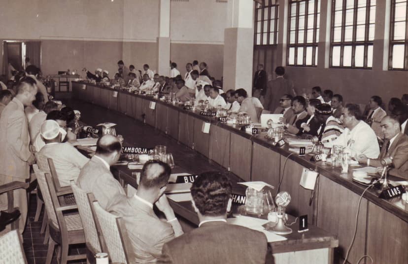 delegationsheldaplenarymeetingoftheeconomicsectionduringthea