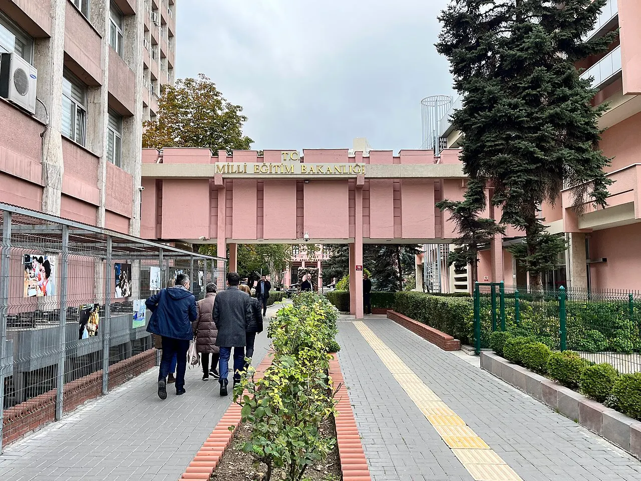 Milli Eğitim Bakanlığı Binası, Mimari